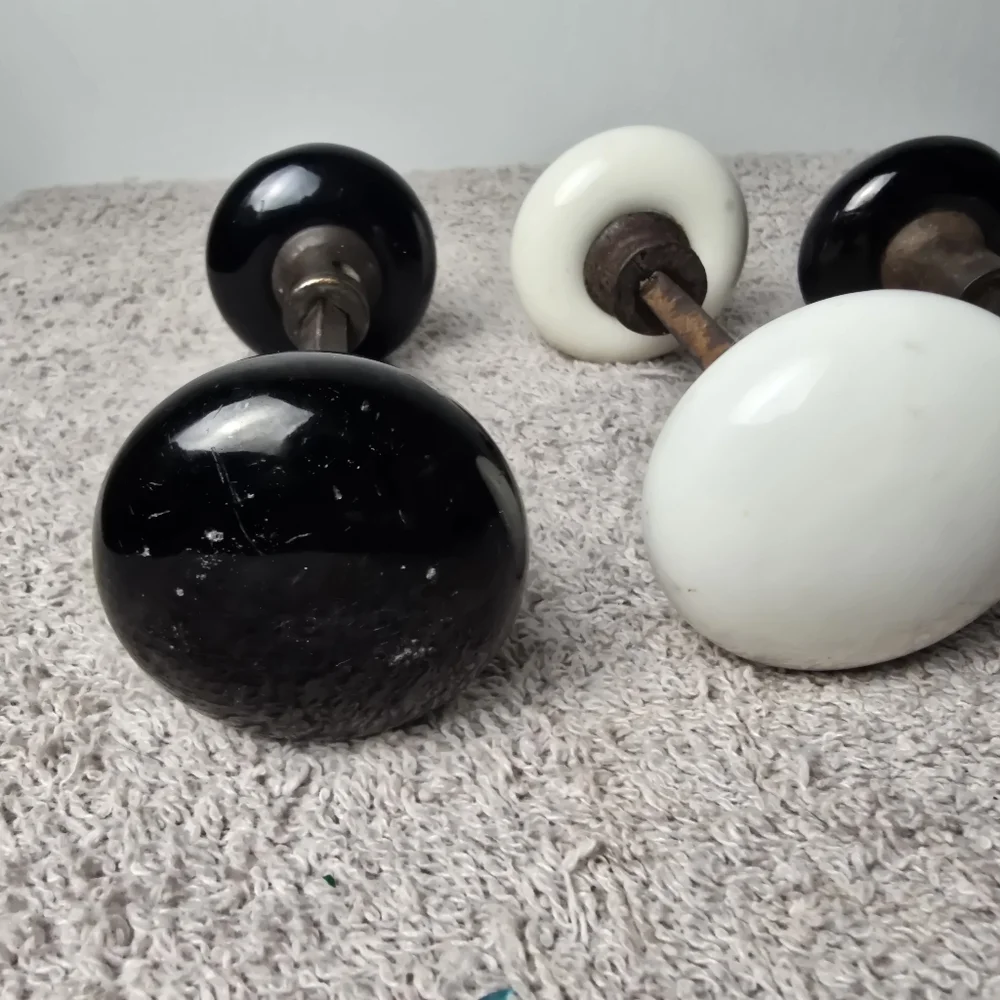 Vintage Black and White Door Knob Set